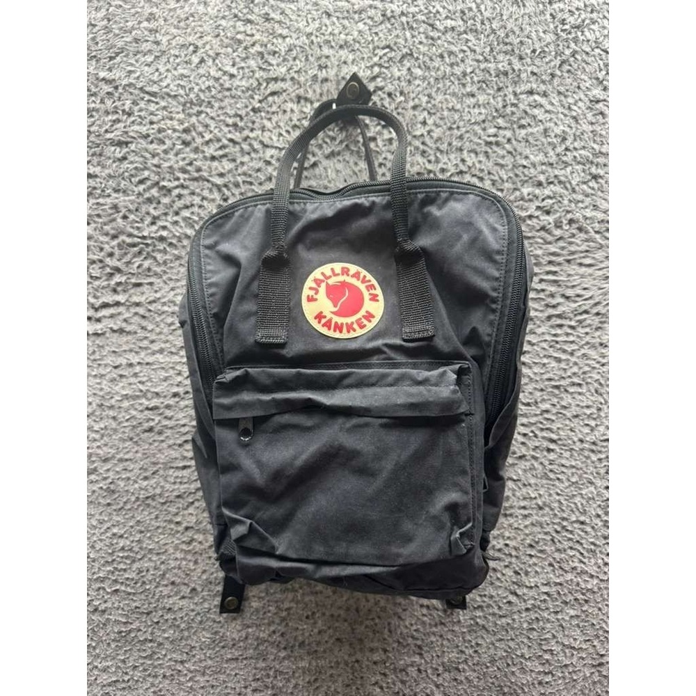 Fjallraven Kanken Classic Vinylon Everyday Outdoor Backpack Black‎ Unisex